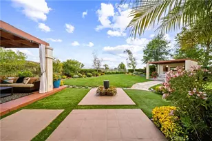 21634 Canyon Heights Cir, Saugus, CA 91390 - Photo 3