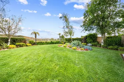 21634 Canyon Heights Circle, Saugus, CA 91390 - Photo 5