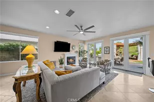 21634 Canyon Heights Cir, Saugus, CA 91390 - Photo 13