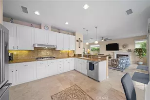 21634 Canyon Heights Cir, Saugus, CA 91390 - Photo 23
