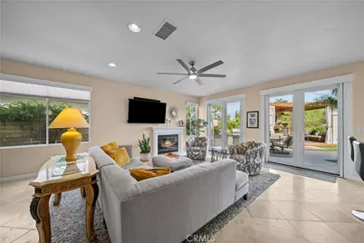 21634 Canyon Heights Circle, Saugus, CA 91390 - Photo 13