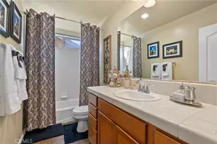 12512 Cheswolde Dr, Bakersfield, CA 93312 - Photo 37