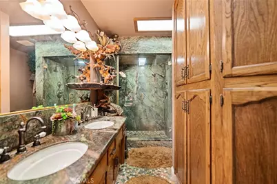 6016 E Texas, Bakersfield, CA 93307 - Photo 17