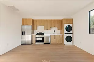 17852 Saticoy St, Reseda, CA 91335 - Photo 11