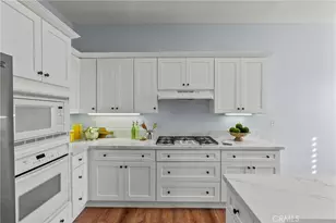 23753 Maple Leaf Ct, Valencia, CA 91354 - Photo 15