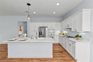 23753 Maple Leaf Ct, Valencia, CA 91354 - Photo 13