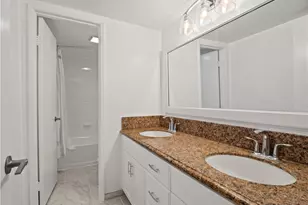 18411 Hatteras Street, Tarzana, CA 91356 - Photo 13