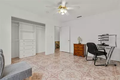 11337 Hayvenhurst, Granada Hills, CA 91344 - Photo 37