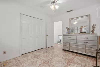 11337 Hayvenhurst, Granada Hills, CA 91344 - Photo 33