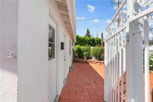 11337 Hayvenhurst, Granada Hills, CA 91344 - Photo 63