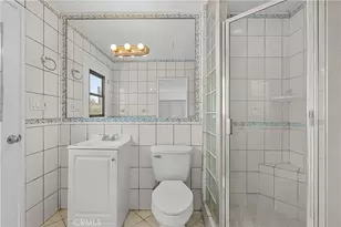 11337 Hayvenhurst, Granada Hills, CA 91344 - Photo 47