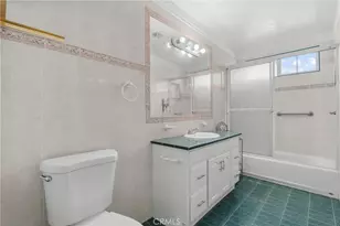 11337 Hayvenhurst, Granada Hills, CA 91344 - Photo 35