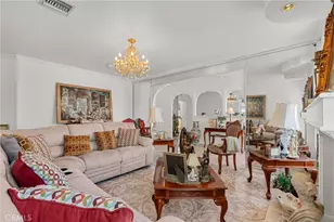 11337 Hayvenhurst, Granada Hills, CA 91344 - Photo 19