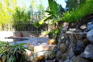 15511 Woodcrest Dr, Sherman Oaks, CA 91403 - Photo 33