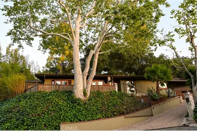 15511 Woodcrest Drive, Sherman Oaks, CA 91403 - Photo 1