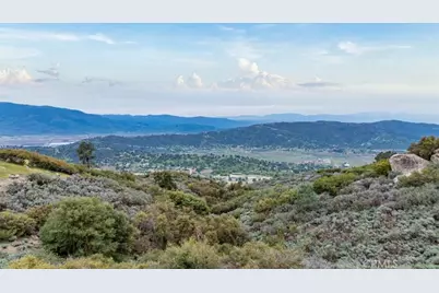 24921 Sunset Way, Tehachapi, CA 93561 - Photo 25