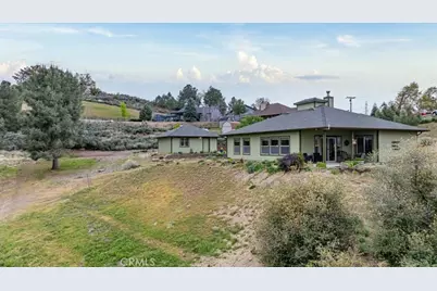 24921 Sunset Way, Tehachapi, CA 93561 - Photo 45