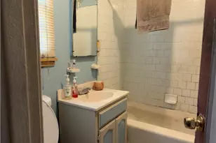 1352 W 60th, Los Angeles, CA 90044 - Photo 5