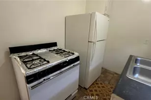 1352 W 60th, Los Angeles, CA 90044 - Photo 51