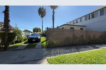 1352 W 60th, Los Angeles, CA 90044 - Photo 63