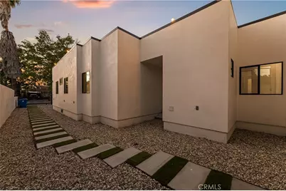 1170 S Lucerne, Los Angeles, CA 90019 - Photo 49