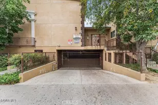 14618 Gilmore St, Van Nuys, CA 91411 - Photo 17