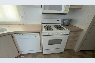 18420 Decker, Perris, CA 92570 - Photo 37