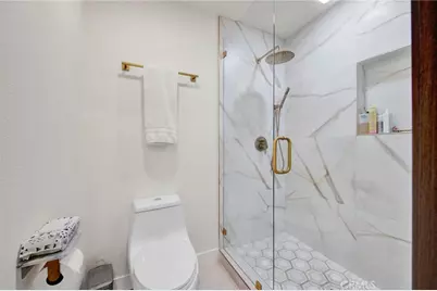 13043 Garris Avenue, Granada Hills, CA 91344 - Photo 15