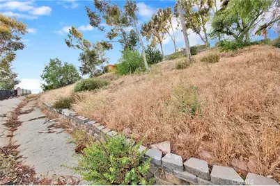 13043 Garris Avenue, Granada Hills, CA 91344 - Photo 35