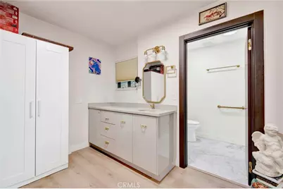 13043 Garris Avenue, Granada Hills, CA 91344 - Photo 17