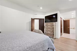 13043 Garris Ave, Granada Hills, CA 91344 - Photo 25