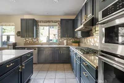 13040 Angeles Trail Way, Sylmar, CA 91342 - Photo 3