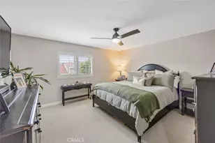 28137 Oaklar Dr, Saugus, CA 91350 - Photo 33