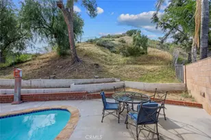 28137 Oaklar Dr, Saugus, CA 91350 - Photo 47