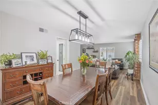 28137 Oaklar Dr, Saugus, CA 91350 - Photo 9
