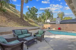 28137 Oaklar Dr, Saugus, CA 91350 - Photo 41