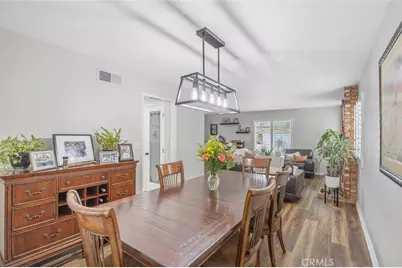 28137 Oaklar Drive, Saugus, CA 91350 - Photo 5