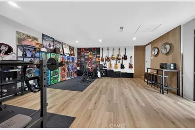 17831 Fullerfarm Street, Northridge, CA 91325 - Photo 41