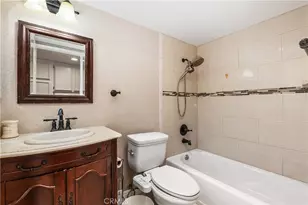 6201 Shoup, Woodland Hills, CA 91367 - Photo 27