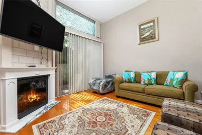 6201 Shoup #75, Woodland Hills, CA 91367 - Photo 9