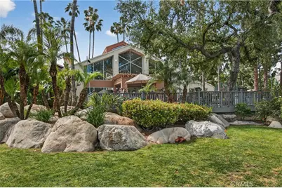 5550 Owensmouth #123, Woodland Hills, CA 91367 - Photo 39