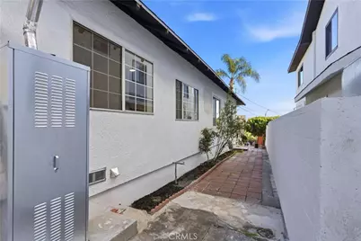 537 N Cummings Street, Los Angeles, CA 90033 - Photo 29