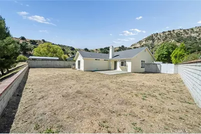 31918 Gelding, Castaic, CA 91384 - Photo 29