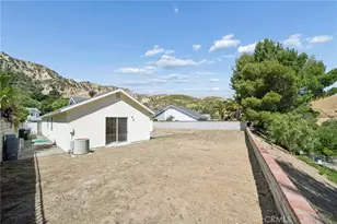 31918 Gelding, Castaic, CA 91384 - Photo 33