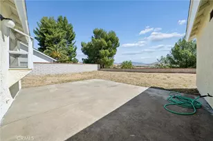 31918 Gelding, Castaic, CA 91384 - Photo 27