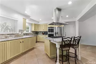 4479 Azalia Dr, Tarzana, CA 91356 - Photo 5