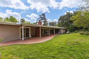 4479 Azalia Dr, Tarzana, CA 91356 - Photo 19