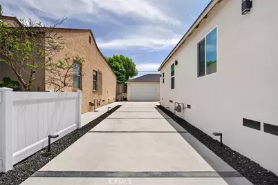 906 W Poplar Street, Compton, CA 90220 - Photo 5