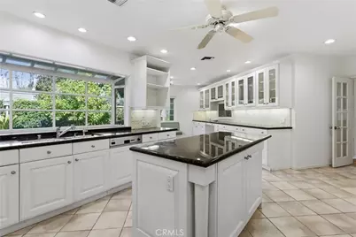19803 Linnet Street, Woodland Hills, CA 91364 - Photo 15