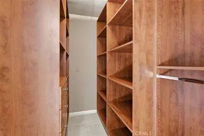 19803 Linnet Street, Woodland Hills, CA 91364 - Photo 33